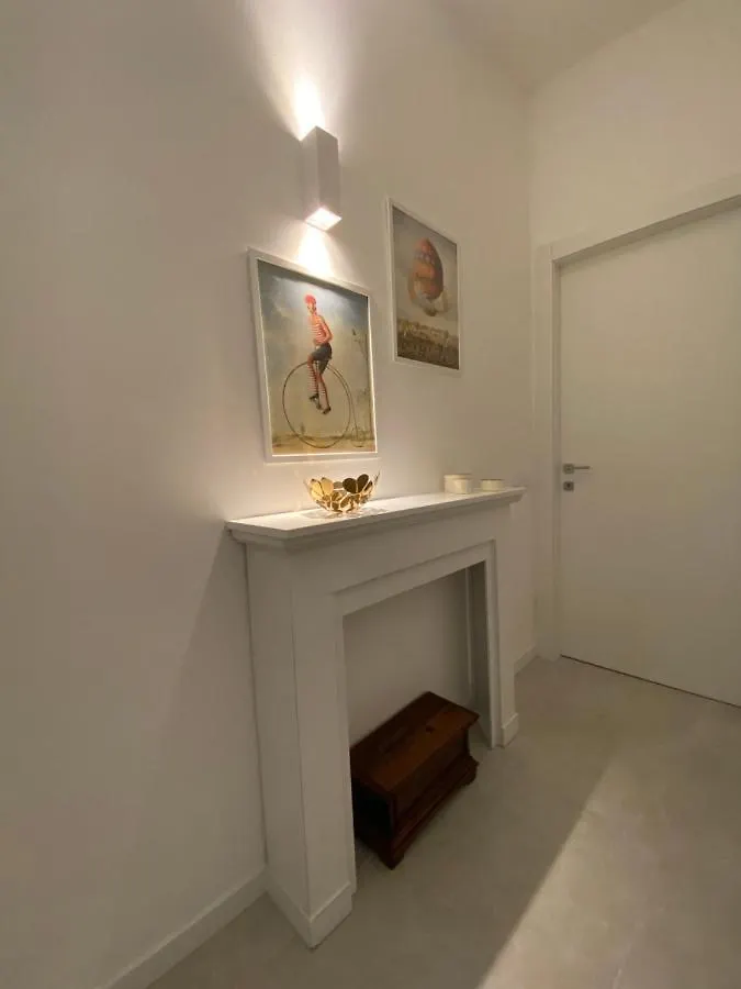 Maison Morandi Spinone Al Lago 0*,  Italy