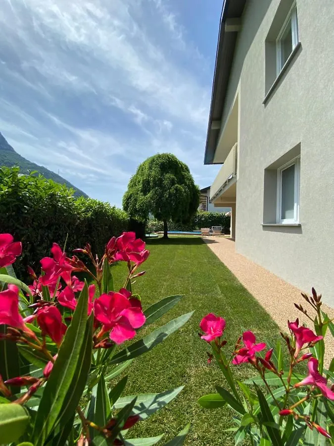 Maison Morandi Spinone Al Lago 0*,